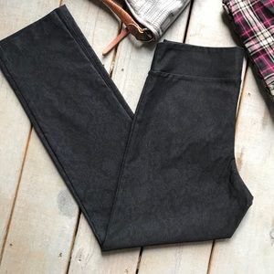 Margaret M Slimming Pant